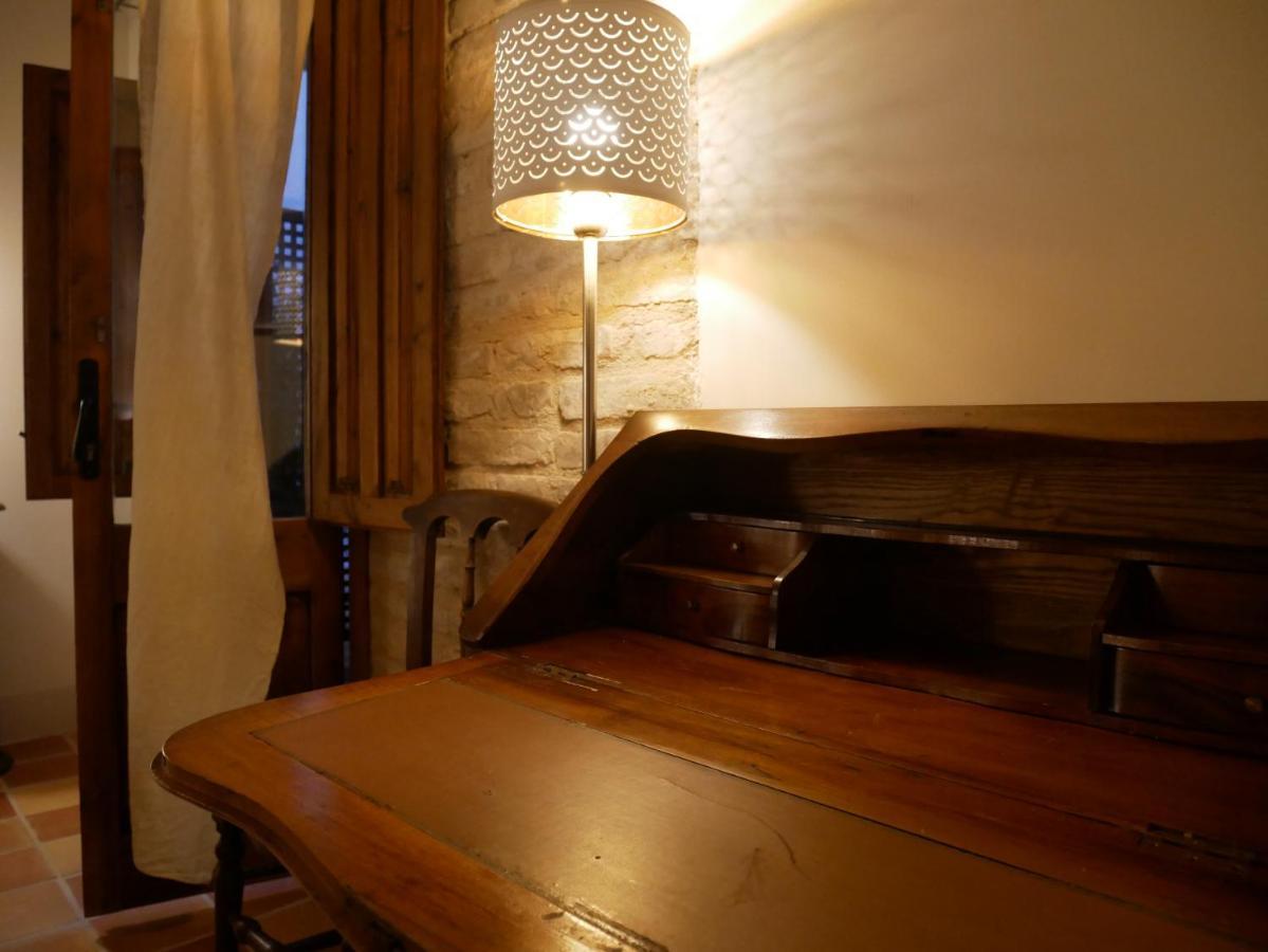 Ca Margalef - Casa Rural Con Encanto Ginestar Bagian luar foto