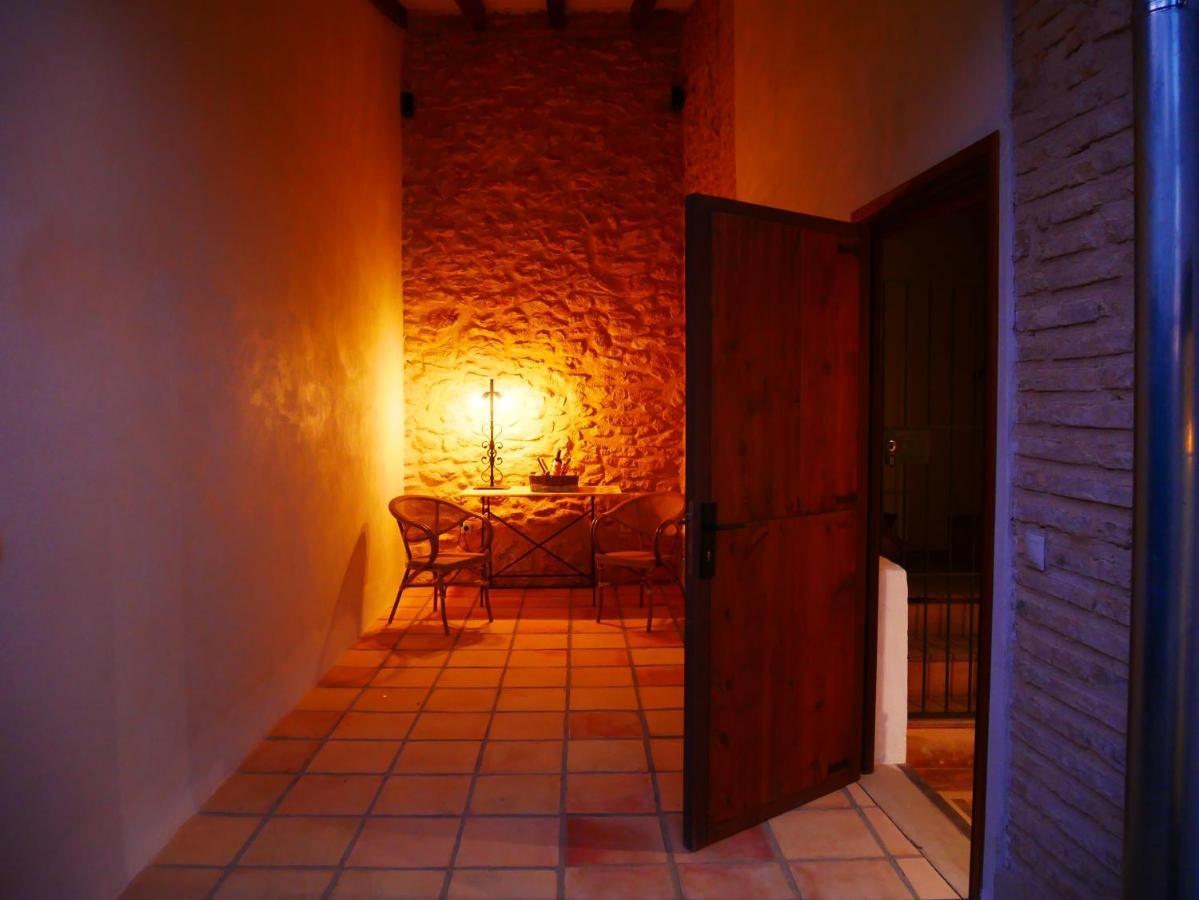 Ca Margalef - Casa Rural Con Encanto Ginestar Bagian luar foto