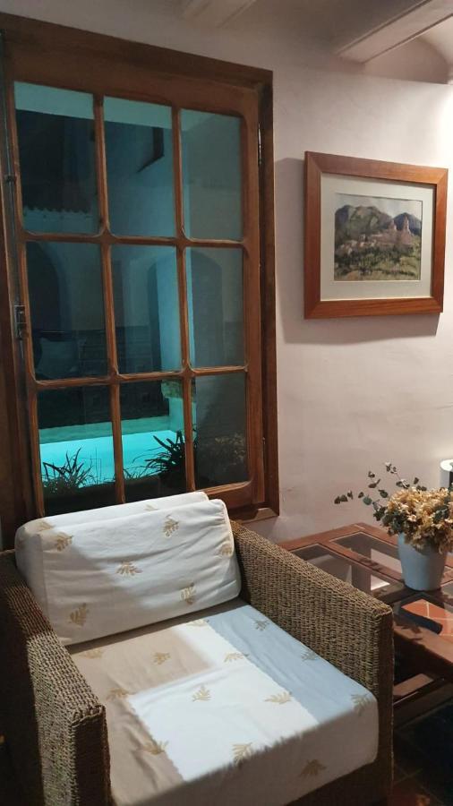 Ca Margalef - Casa Rural Con Encanto Ginestar Bagian luar foto