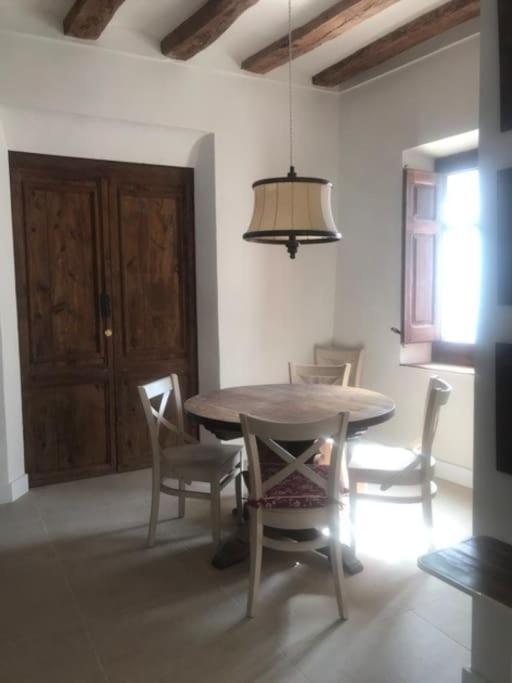Ca Margalef - Casa Rural Con Encanto Ginestar Bagian luar foto